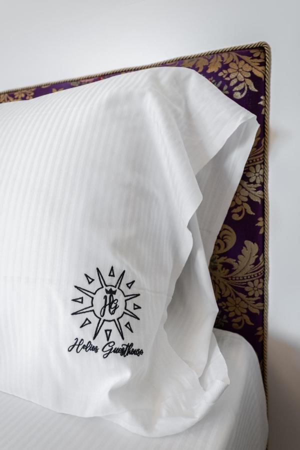 Helios Guest House カリアリ エクステリア 写真