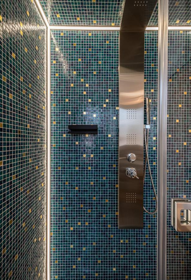Helios Guest House カリアリ エクステリア 写真