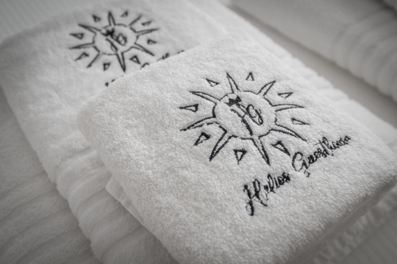 Helios Guest House カリアリ エクステリア 写真